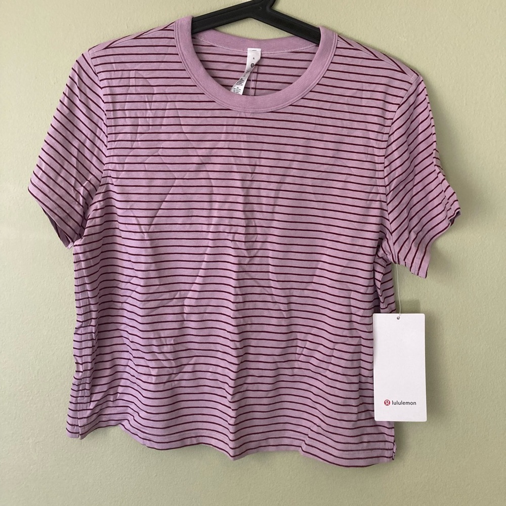NWT Lululemon Classic-Fit Cotton-Blend T-Shirt in pink stripes, size 6